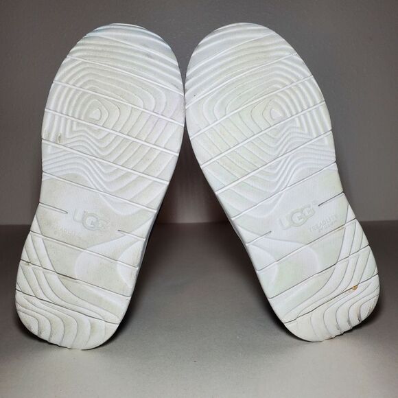 Ugg Seaway Chukka Lace Up Shoe Size 12 Girls - Picture 10 of 12